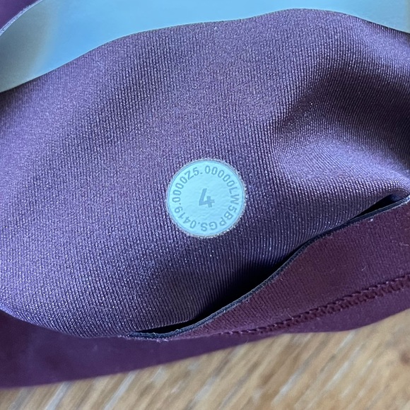 Lululemon In Movement - Cassis - Picture 5 of 6